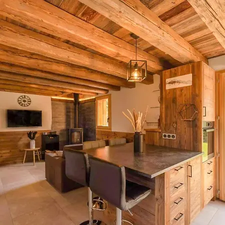 Pierre D Anatase Chalet *