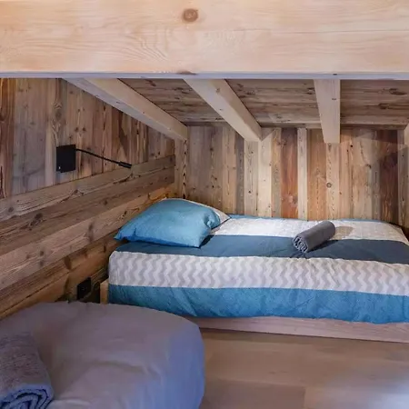 Chalet Pierre D Anatase