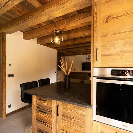 Chalet Pierre D Anatase